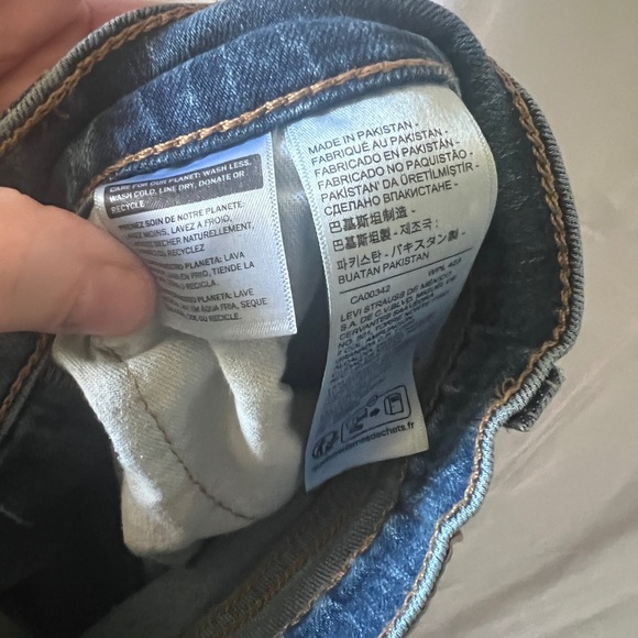 Levi’s 550 jeans size 32x32 - Picture 5 of 5